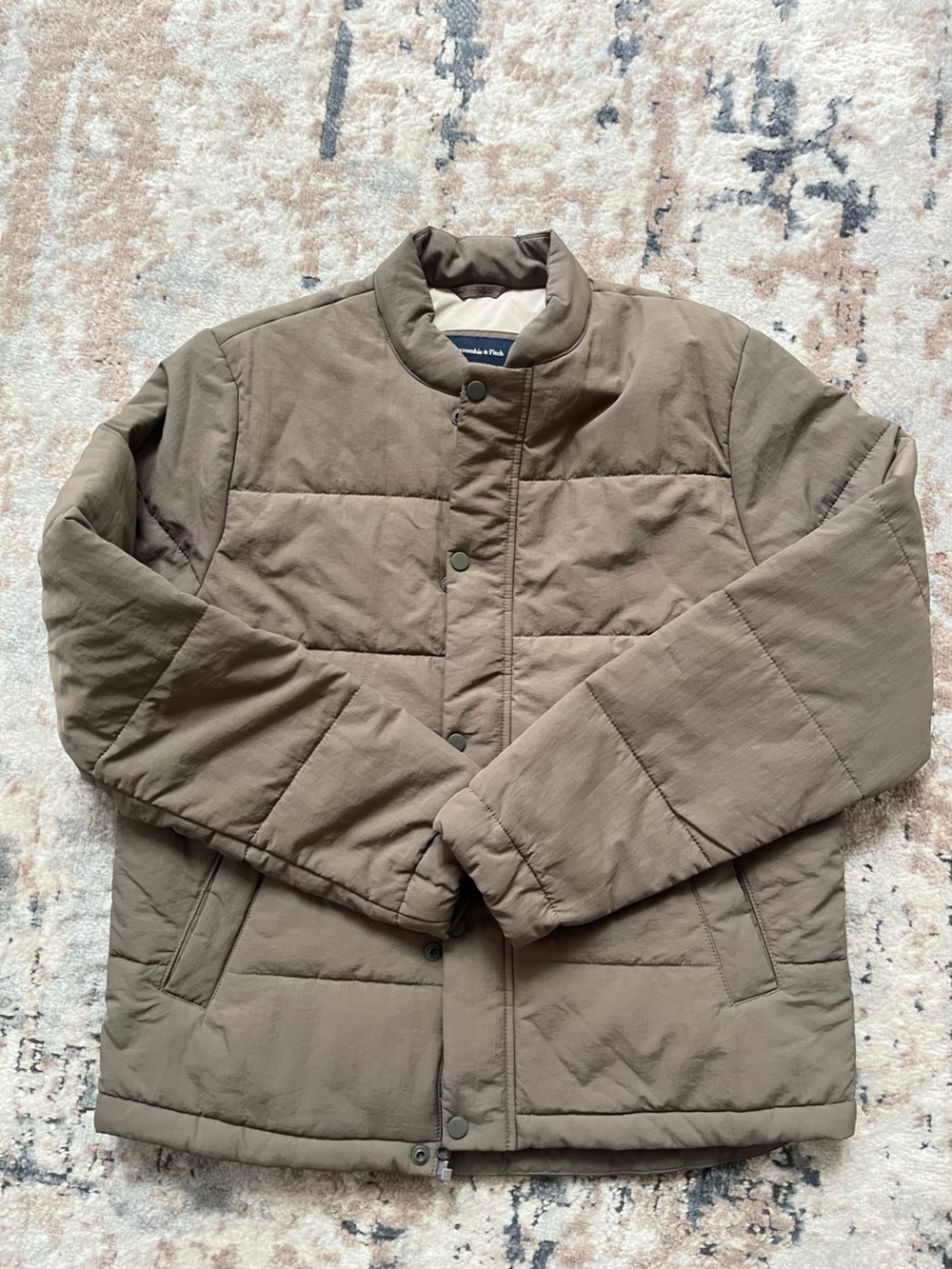 Abercrombie & Fitch Men's Quilted Puffer Jacket in Taupe